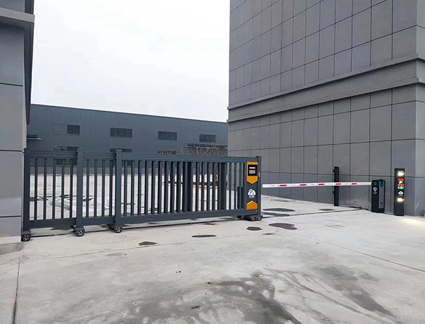 車(chē)輛識(shí)別系統(tǒng)